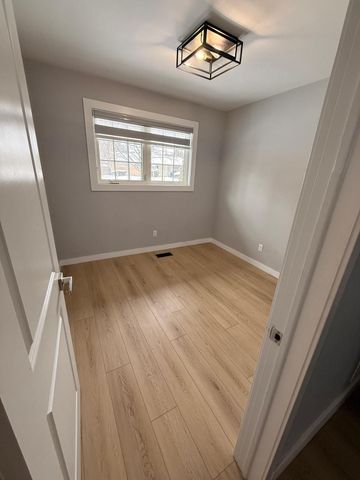 For Lease - 31 Varadi Avenue Unit# UPPER, Brantford, Ontario - Photo 3