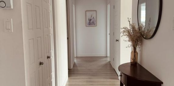 Logement 4 1/2 + bureau - Mars 2026 - Photo 2