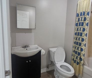 For Lease - 54 Amethyst Circle Unit# Basement, Brampton, Ontario - Photo 6