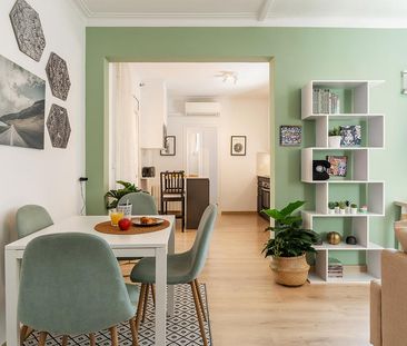 1-Bedroom Penthouse in the Trendy El Raval Neighbourhood - Photo 5