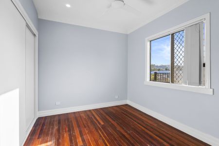 Newly Renovated Home in a Convenient Stafford Location - Photo 2