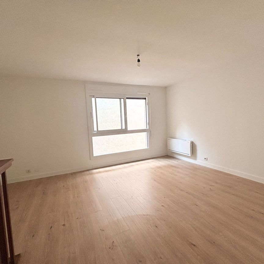 SAINT-AUBIN ? Rare petite maison T2 bis en duplex avec jardin privatif ? 53,69 m² au sol - Photo 1