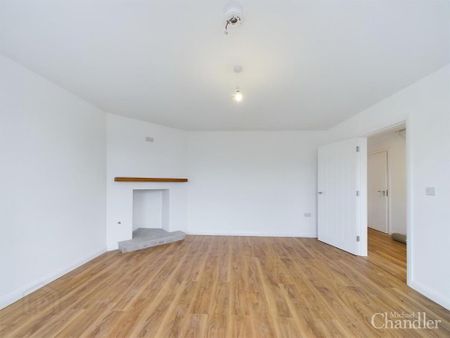 14 The Cottages, Upper Springfield Road, Belfast, BT17 0NB - Photo 2