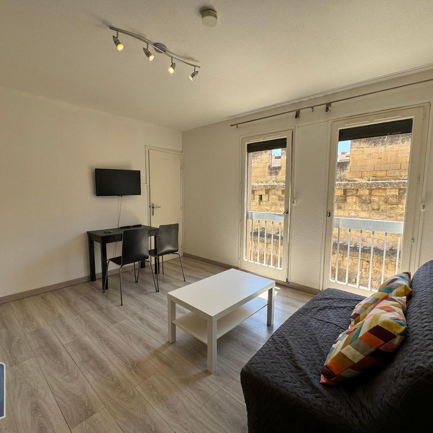 Location Appartement 1 pièce 27m² AVIGNON 84000 - Photo 1