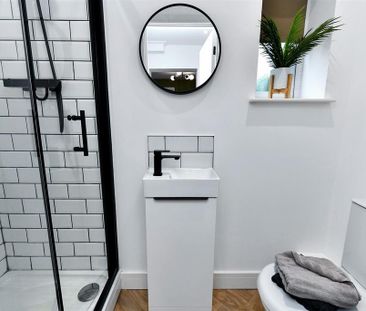 Studio to rent - Photo 5