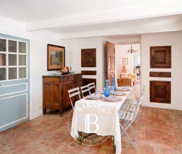 Tout savoir sur cette maison dans le quartier Est-Repentance-Les Tr... - Photo 3