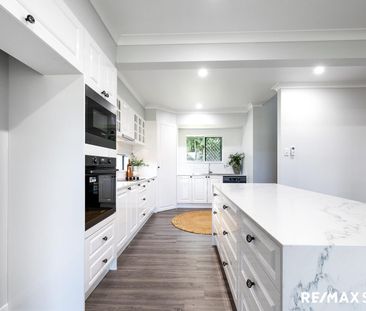 Large Family Home - Photo 2