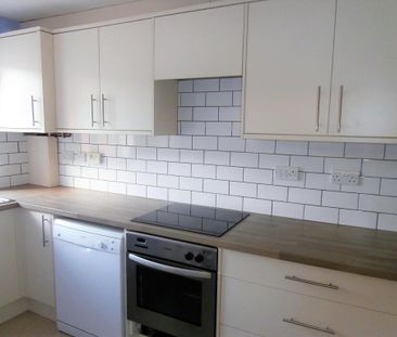 2 bedroom maisonette to rent - Photo 1