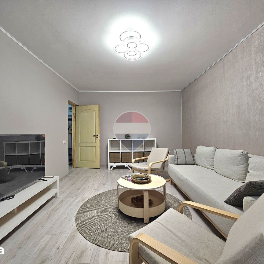 Apartament cu 3 camere de inchiriat renovat modern ICIL Constanta - Photo 1