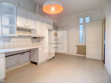 Location Appartement 6 pièces 169m² CANNES 06400 - Photo 5
