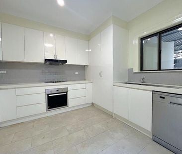 Chippendale - Photo 5