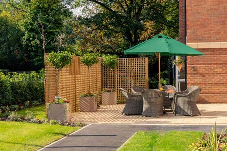 1 bedroom retirement property to rent - Photo 5