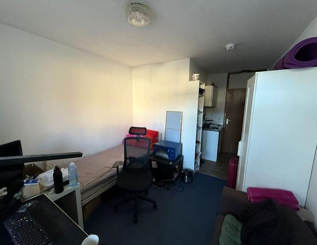 Eine ein zimmer Wohnung nähe Hbf, Stadtmitte - Photo 1