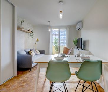 Très beau T4 meublé de 67 m² Boulevard National - Photo 4