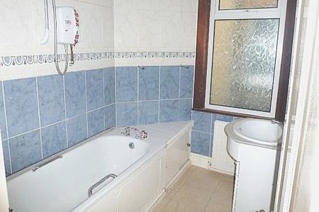 Northcote Avenue, Ealing, London, W5 - Photo 4