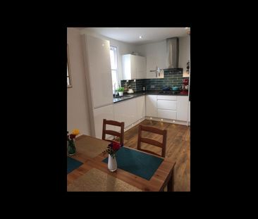 3 Bed Flat, Rushcroft Rd, SW2 - Photo 6