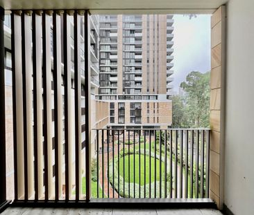 Elegance and Convenience - Your Luxurious Apartment in Macquarie Park - Photo 3