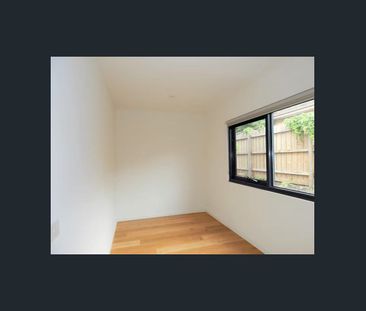 4/748 High Street, Reservoir, VIC 3073 - Photo 2