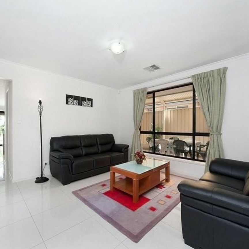 Room for The Whole Family! - Photo 1