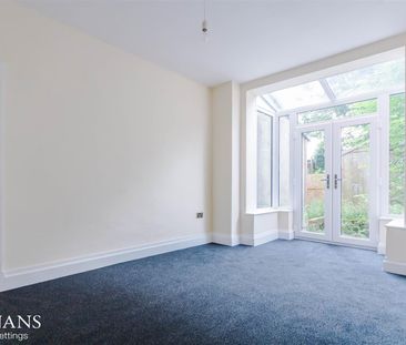 Dill Hall Lane, Church, Accrington - Photo 5