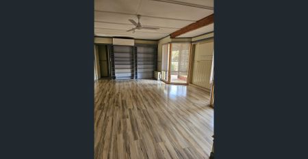 Beautiful 3 x 1 home located in the heart of Dongara - Photo 5