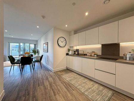 2 Bedroom Apartment To Rent - Photo 2