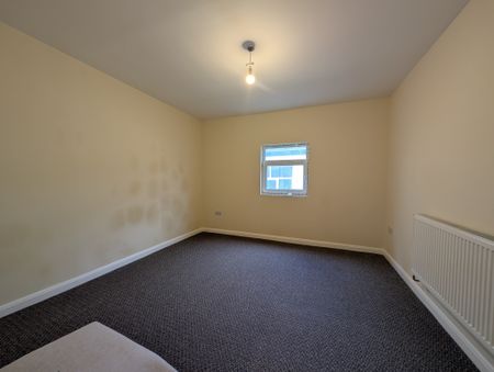 Bridge Street, Tonypandy - Photo 2