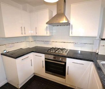 Bakers Gardens, Carshalton, Surrey, SM5 - Photo 6