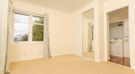 Character family home - Photo 4