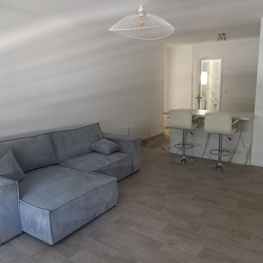 Location Appartement 2 pièces 49m² LESTREM 62136 - Photo 1