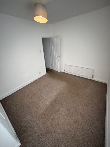 2 Bed Terraced House, Tudor Street, L6 - Photo 4