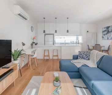 Port Melbourne - Photo 1