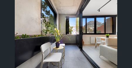 STYLISH MODERN TWO BEDROOM APARTMENT! - Photo 5