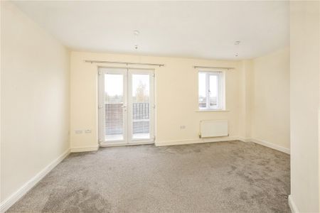 Well-presented and deceptively spacious three bedroom, three-storey terraced in this cul-de-sac on the sought after estate in Harworth. - Photo 2