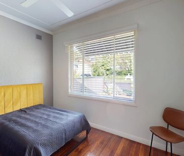 33a Floraville Road, Belmont North NSW 2280 - Photo 5