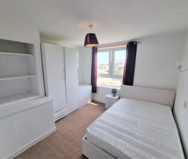 4 bedroom duplex to rent - Photo 3