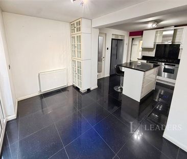 3 bedroom house to rent Charnwood Crescent, Chandler's Ford, Eastle... - Photo 4