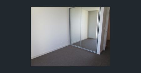 MODERN & CONVENIENT TWO BEDROOM APARTMENT PLUS STUDY AREA - Photo 2