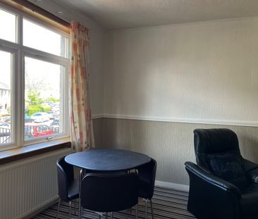 2 Bed Flat, Prestonfield Gardens, EH16 - Photo 2