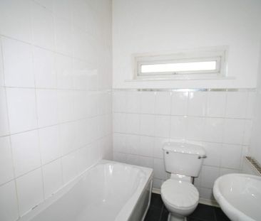 2 bedroom townhouse to rent - Photo 6