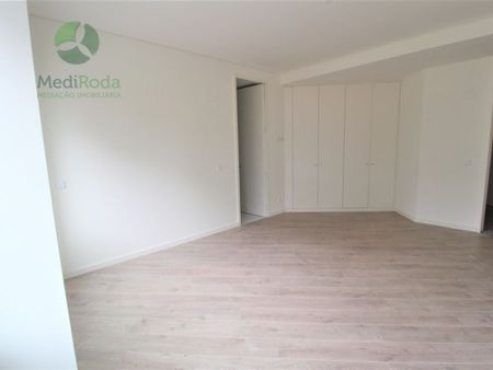 4 room luxury Apartment for rent in Leiria (Centro), Leiria, Distrito de Leiria - Photo 3