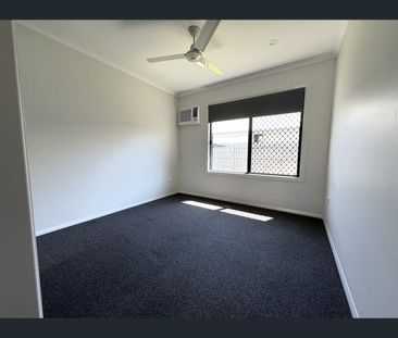 28 Orangeberry Circuit, Mount Low, Qld 4818 - Photo 6