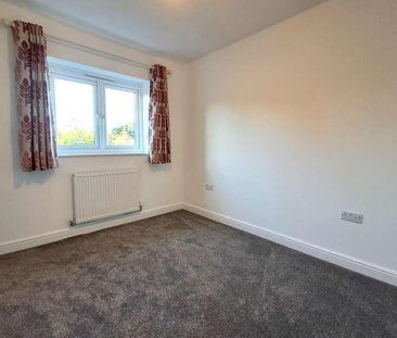Columbus Drive, Shavington, Crewe - Photo 3