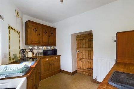 4 bedroom cottage to rent - Photo 4