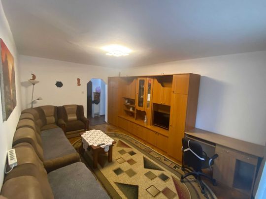 Apartament cu 3 camere, zona Tudor - Fotografie 1