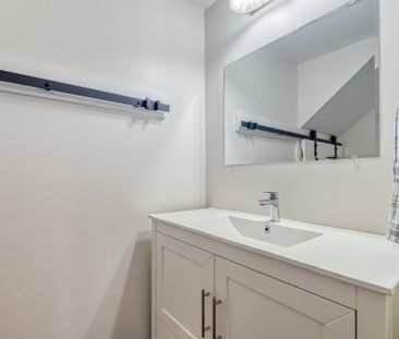 For Lease - 10 Burnie Road, Georgina, Ontario - Photo 1