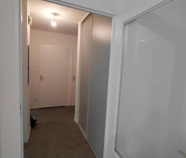 Location Appartement 2 pièces 48m² ANGERS 49000 - Photo 6