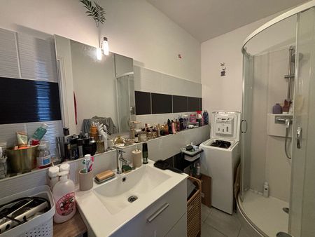 Location Appartement 2 pièces 47m² - Photo 4