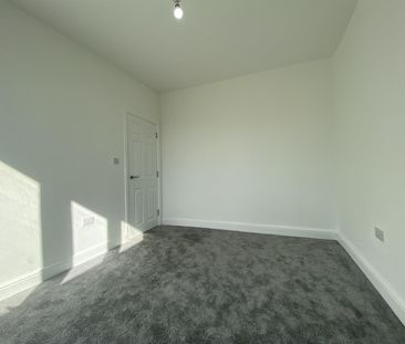 5 bed terraced house to rent in Wakemans Hill Avenue, London, NW9 - Photo 5