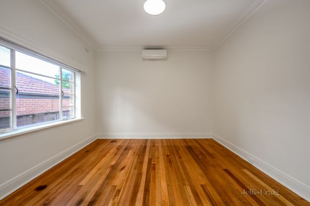 5 Edgecombe Street, Kew VIC 3101 - House For Rent | Domain - Photo 1